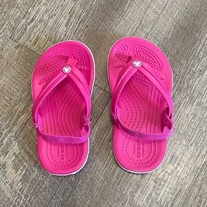 Toddler CROC flipflops 7c